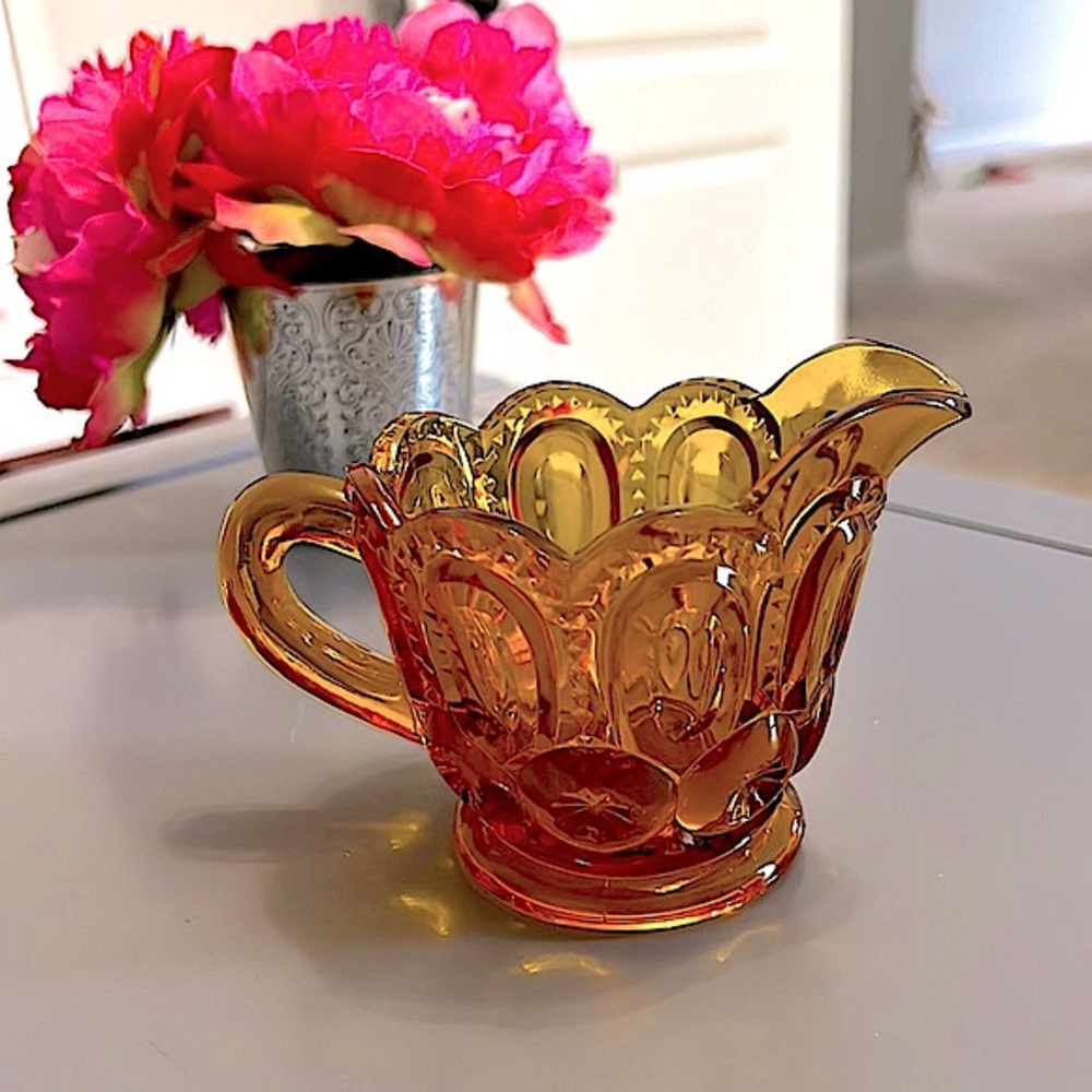 Vintage L.E. Smith Moon and Stars Amber Creamer